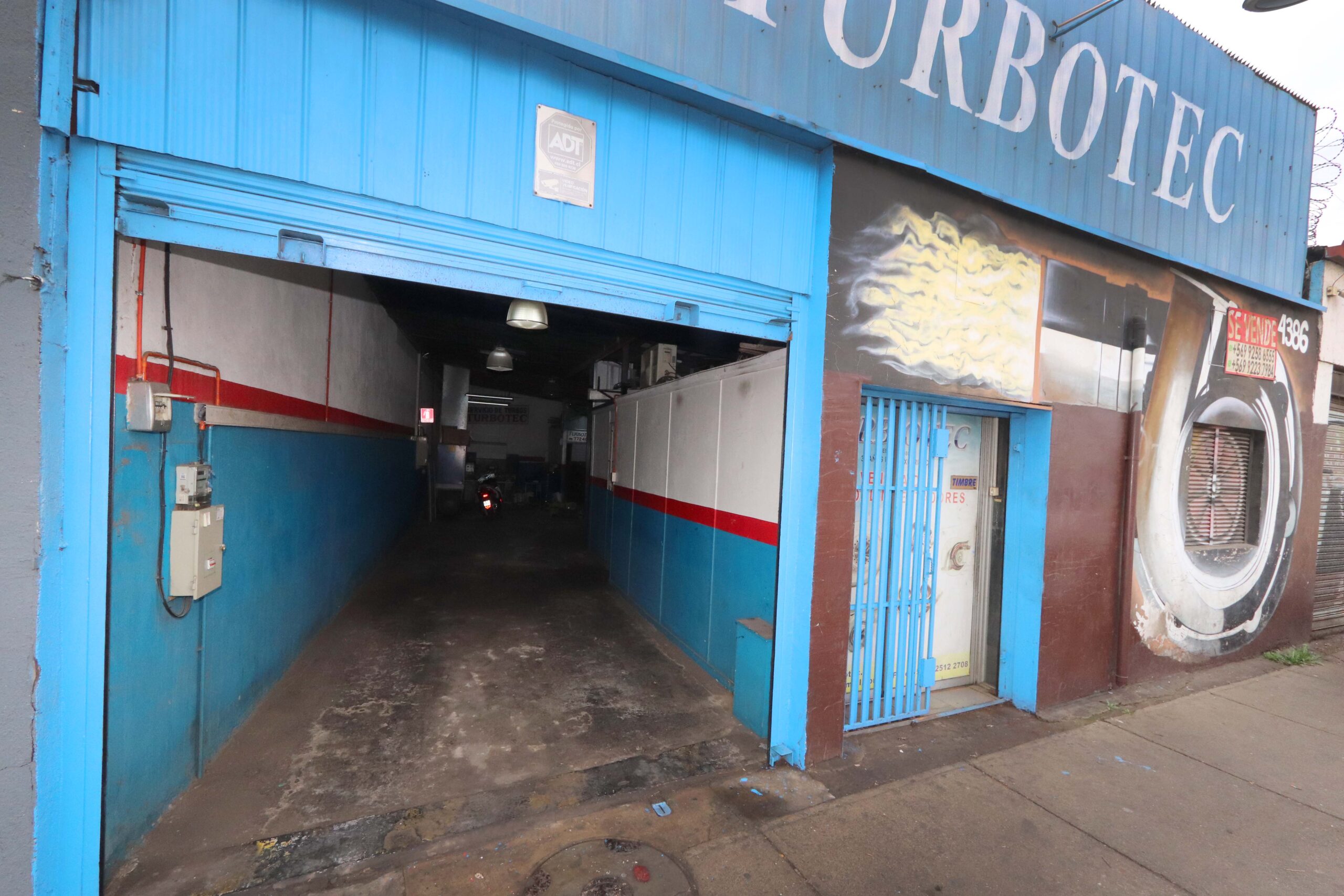 Propiedad comecial en venta, San Joaquín. (COD 146).